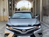 Toyota Camry 2020 года за 13 000 000 тг. в Шымкент