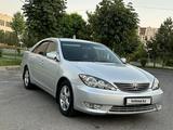 Toyota Camry 2005 года за 5 500 000 тг. в Шымкент