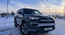 Toyota 4Runner 2022 года за 26 400 000 тг. в Астана