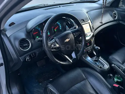 Chevrolet Cruze 2013 года за 3 900 000 тг. в Алматы – фото 2