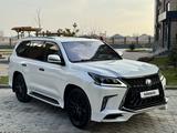 Lexus LX 570 2019 годаfor49 000 000 тг. в Шымкент – фото 2