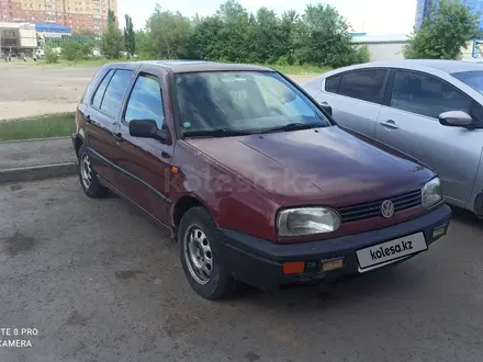 Volkswagen Golf 1994 года за 650 000 тг. в Астана – фото 2