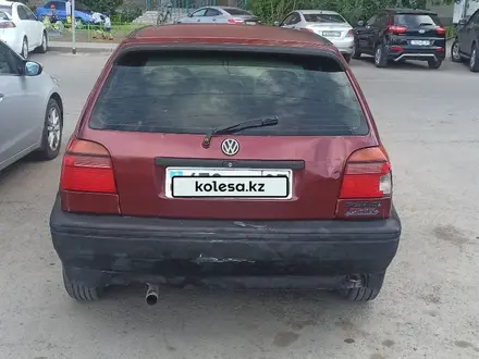 Volkswagen Golf 1994 года за 650 000 тг. в Астана – фото 5