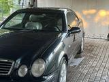 Mercedes-Benz CLK 230 1998 годаүшін3 400 000 тг. в Алматы – фото 2