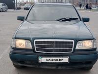 Mercedes-Benz C 180 1994 года за 1 950 000 тг. в Астана