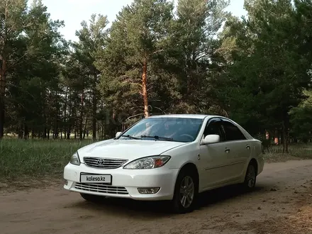 Toyota Camry 2004 года за 4 500 000 тг. в Актобе