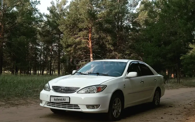 Toyota Camry 2004 года за 4 500 000 тг. в Актобе