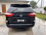 Toyota Sienna 2016 года за 14 890 000 тг. в Алматы – фото 2