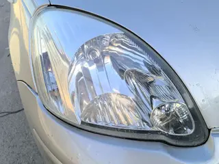 Toyota Vitz, 2003
