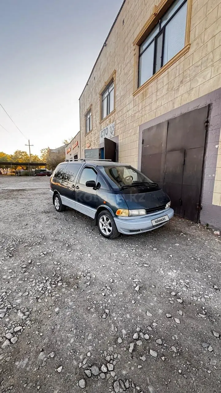 Toyota Previa, 1994