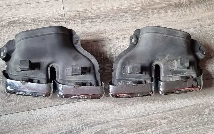 Насадки AMG W222 W212 W205 Оригинал за 80 000 тг. в Алматы