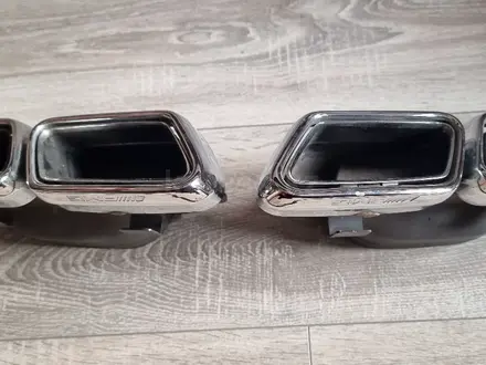 Насадки AMG W222 W212 W205 Оригинал за 80 000 тг. в Алматы – фото 3