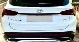 Hyundai Santa Fe 2023 годаүшін25 000 000 тг. в Алматы – фото 4