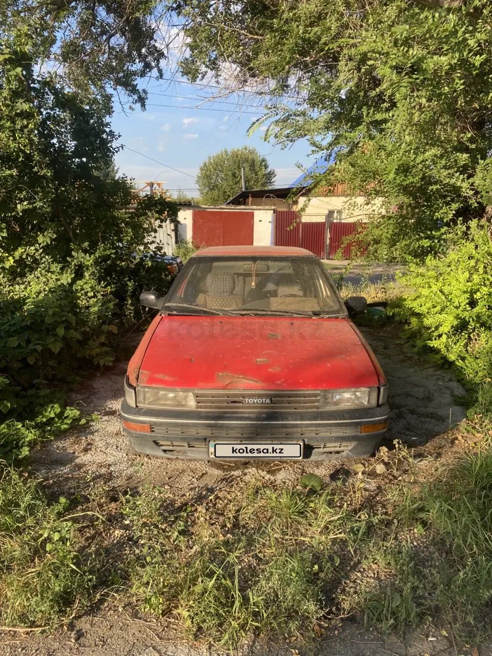 Toyota Corolla, 1990