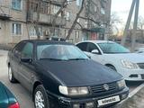 Volkswagen Passat 1993 годаүшін1 000 000 тг. в Сатпаев