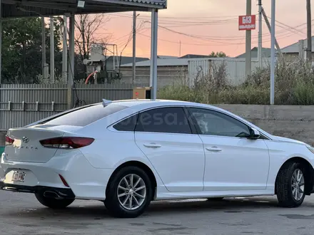 Hyundai Sonata 2019 года за 6 500 000 тг. в Шымкент – фото 5