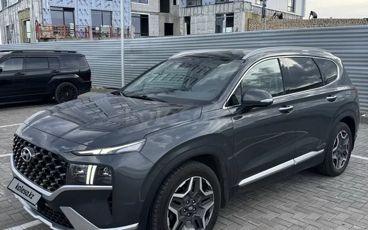 Hyundai Santa Fe 2021 года за 15 100 000 тг. в Астана