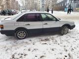 Volkswagen Passat 1990 годаfor750 000 тг. в Экибастуз – фото 3