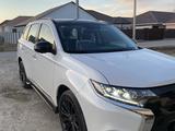 Mitsubishi Outlander 2022 годаүшін14 750 000 тг. в Атырау – фото 3