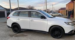 Mitsubishi Outlander 2022 года за 14 750 000 тг. в Атырау – фото 4