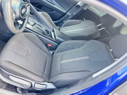 Hyundai Elantra 2021 года за 6 350 000 тг. в Шымкент – фото 11