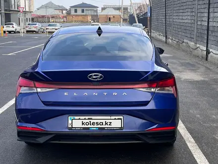 Hyundai Elantra 2021 года за 6 350 000 тг. в Шымкент – фото 2