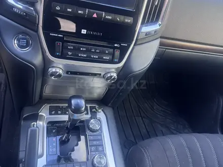 Toyota Land Cruiser 2019 года за 36 700 000 тг. в Актобе – фото 6