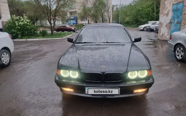 BMW 750 1995 года за 3 400 000 тг. в Караганда