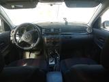 Mazda 3 2004 года за 800 000 тг. в Атырау – фото 2