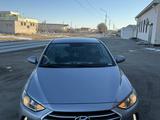 Hyundai Elantra 2017 годаfor8 000 000 тг. в Жанаозен – фото 2