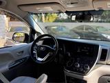 Toyota Sienna 2017 годаүшін12 600 000 тг. в Астана – фото 5