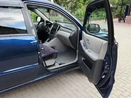 Toyota Highlander 2003 года за 6 000 000 тг. в Алматы – фото 11