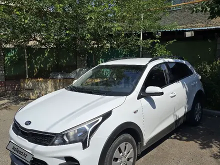 Kia Rio X-Line 2021 года за 8 500 000 тг. в Алматы – фото 2