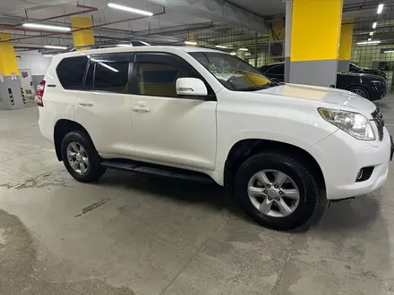 Toyota Land Cruiser Prado 2011 года за 12 200 000 тг. в Алматы – фото 3
