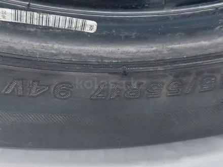Шины резина Bridgestone r17 215/55 r17 за 50 000 тг. в Алматы – фото 3