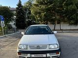 Volkswagen Vento 1996 годаfor2 000 000 тг. в Алматы – фото 5