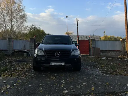 Mercedes-Benz ML 500 2005 года за 5 500 000 тг. в Урджар – фото 5