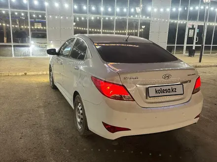 Hyundai Solaris 2014 года за 5 100 000 тг. в Уральск – фото 8