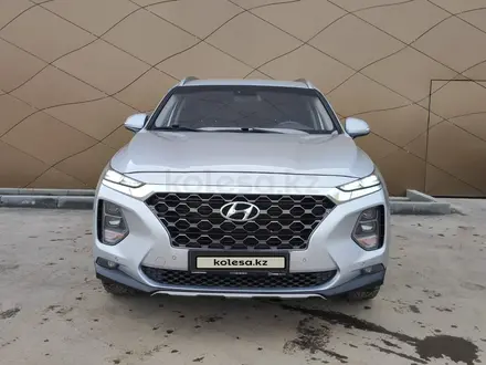 Hyundai Santa Fe 2019 года за 13 890 000 тг. в Павлодар – фото 3