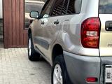 Toyota RAV4 2002 годаүшін5 250 000 тг. в Темиртау – фото 4