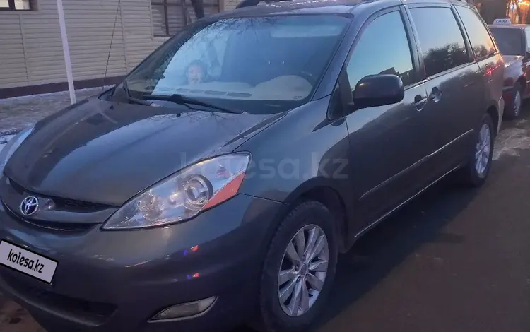 Toyota Sienna 2007 годаfor8 000 000 тг. в Кызылорда