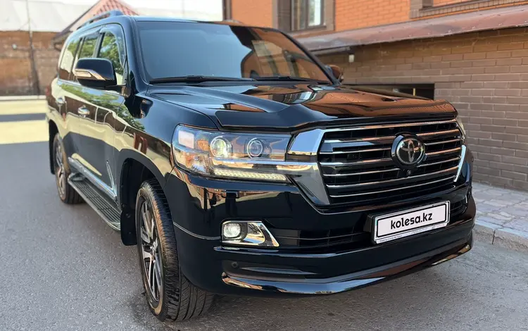 Toyota Land Cruiser 2018 года за 42 600 000 тг. в Нур-Султан (Астана)