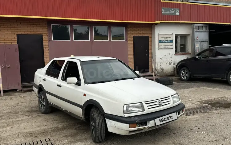 Volkswagen Vento 1993 года за 750 000 тг. в Степногорск