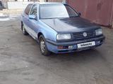 Volkswagen Vento 1993 года за 550 000 тг. в Семей – фото 4