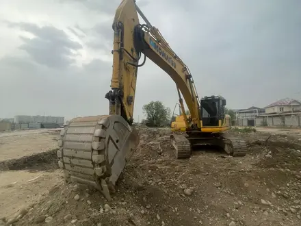 Komatsu  PC300 2015 года за 27 000 000 тг. в Алматы – фото 16