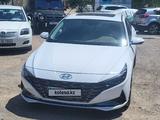 Hyundai Elantra 2023 годаfor12 000 000 тг. в Актау