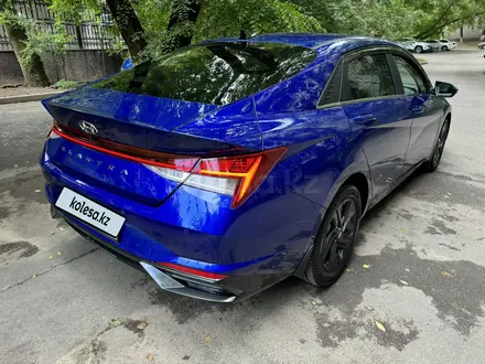 Hyundai Elantra 2023 года за 10 200 000 тг. в Алматы – фото 5