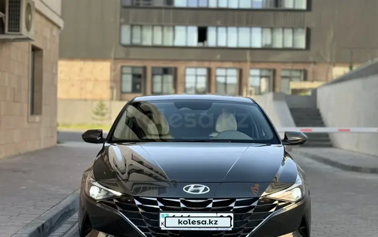 Hyundai Elantra 2022 года за 12 000 000 тг. в Шымкент