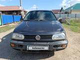 Volkswagen Golf 1994 года за 950 000 тг. в Актобе – фото 2