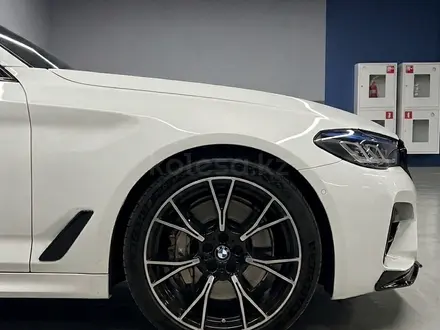 BMW 540 2017 года за 17 500 000 тг. в Алматы – фото 3